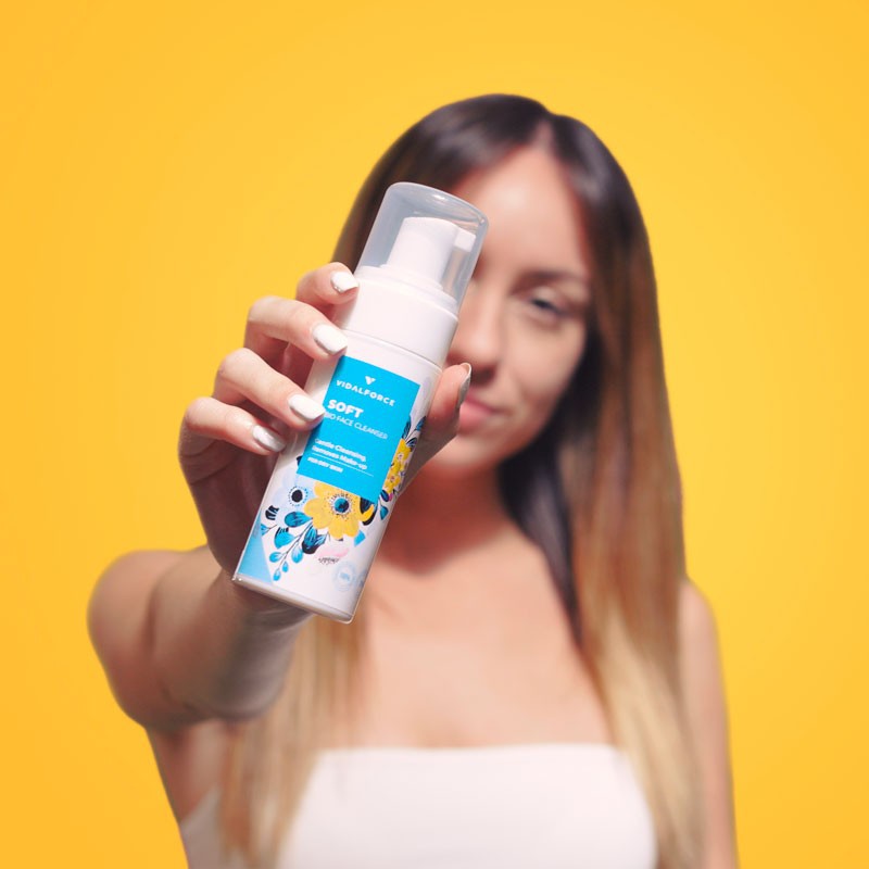 SOFT. Nettoyant Visage et Démaquillant Peau Sèche ou Normale - 3