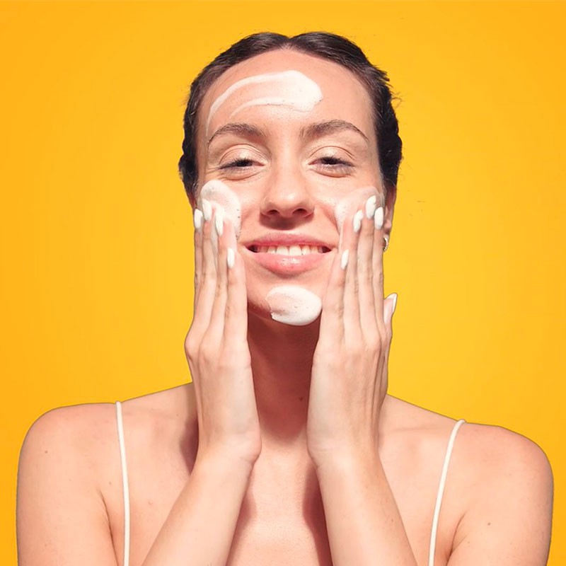 SOFT. Facial Cleanser and Makeup Remover for Dry or Normal Skin - 4