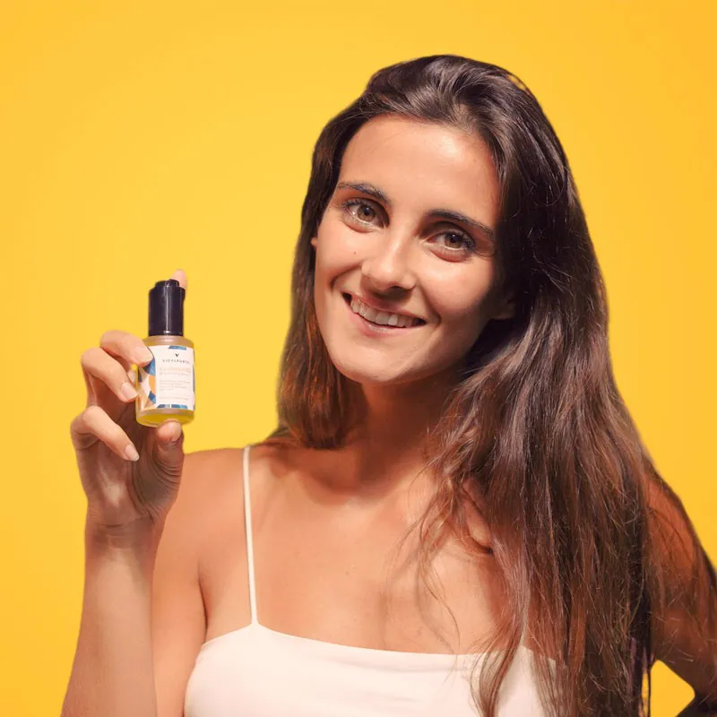 Illuminated Serum facial con Vitamina C Pura y 19 activos Naturales y Ecológicos - 3