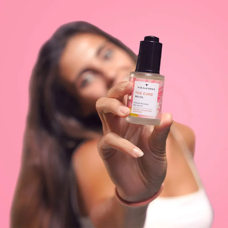 THE CURE Oil. Serum Capilar Reparador Intensivo, Anti-Frizz y Protector Térmico - 3