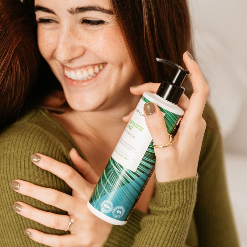 INFINITE LINE Champú Liso Perfecto - 3
